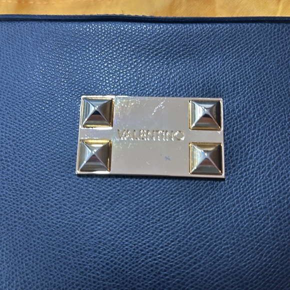 Mario Valentino purse in great condition. - Picture 8 of 8